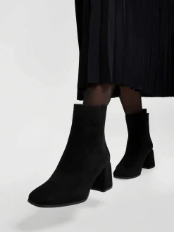 Black Ankle Boots Heel