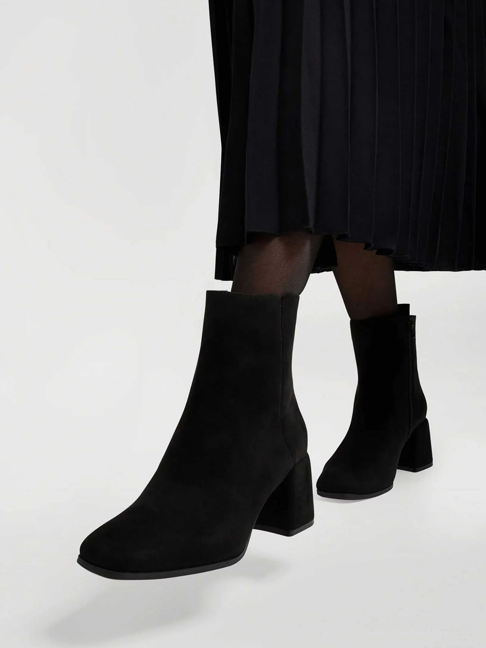 Black Ankle Boots Heel