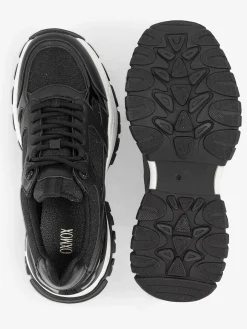 Black Chunky Sneaker