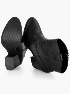 Black Cowboy Boot Heel