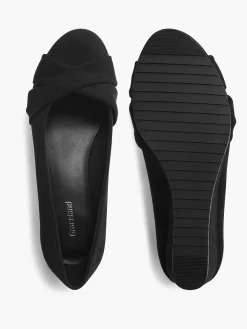 Black Pump Wedge Heel