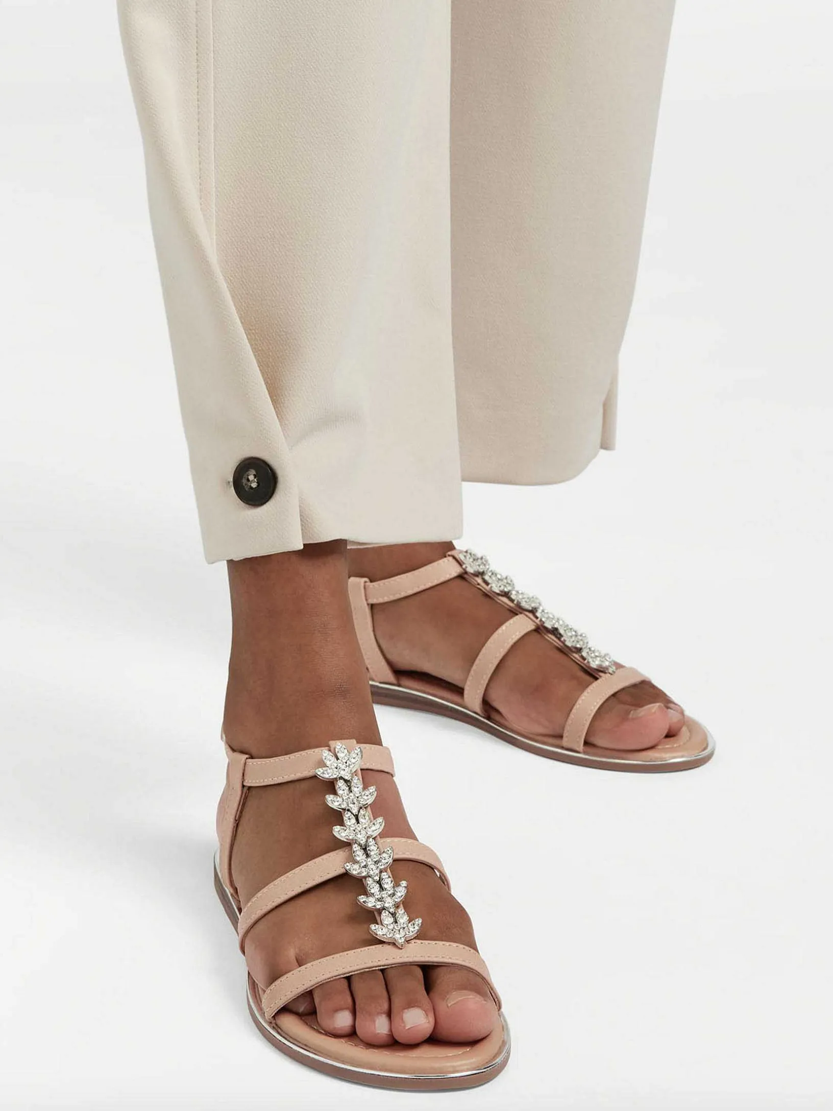 Golden Sandal Decorative Necklace (Falsche Bilder)