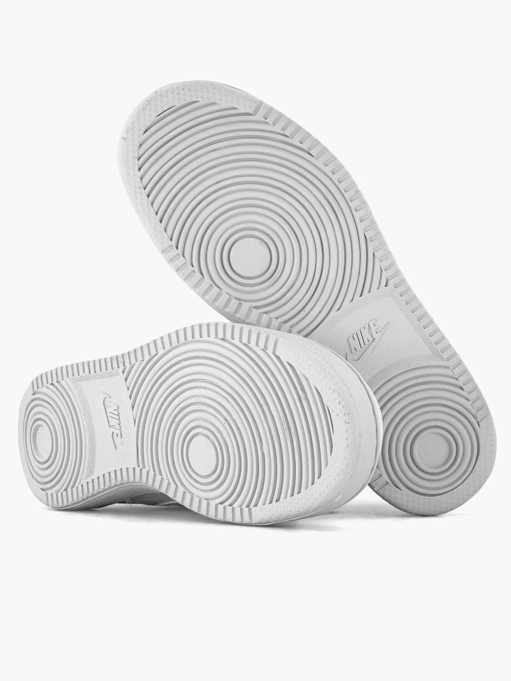 White Court Vision Mid