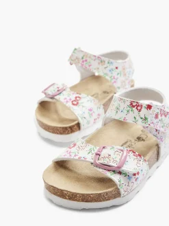 White Sandal Flowers